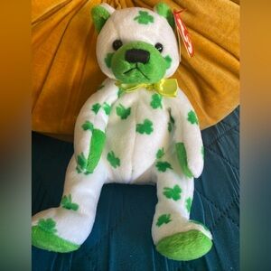 ☘️ CLOVER ☘️ 2001 Ty Beanie Babies St. Patrick's Day Irish Shamrocks BEAR
